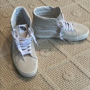 NWT-Vans High-Top Sneakers - Light Gray
